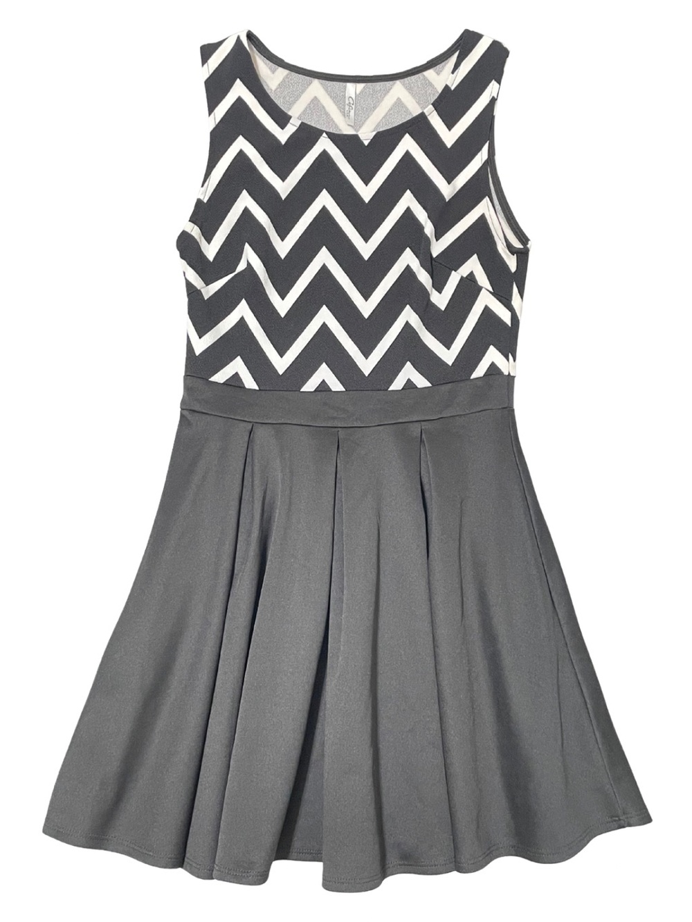 Gilli Boutique Chevron Sleeveless Fit & Flare Dress Black White M